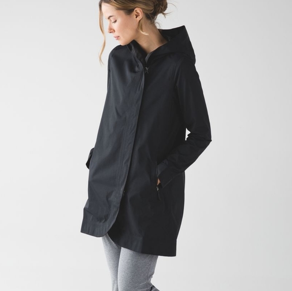 lululemon athletica Jackets & Blazers - 🔥 HOST PICK Lululemon Savasana Waterproof Jacket